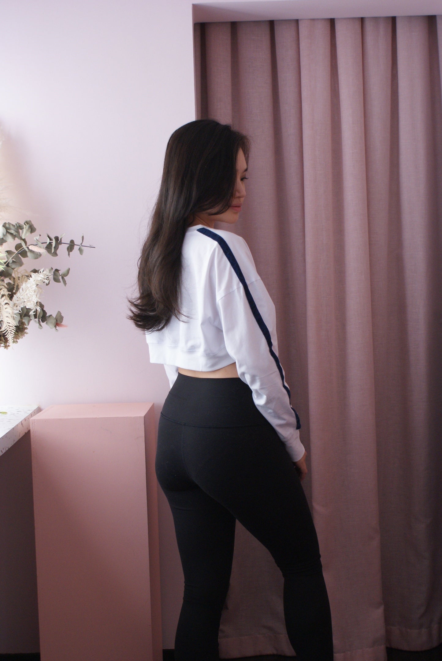 Monica Crop Pullover