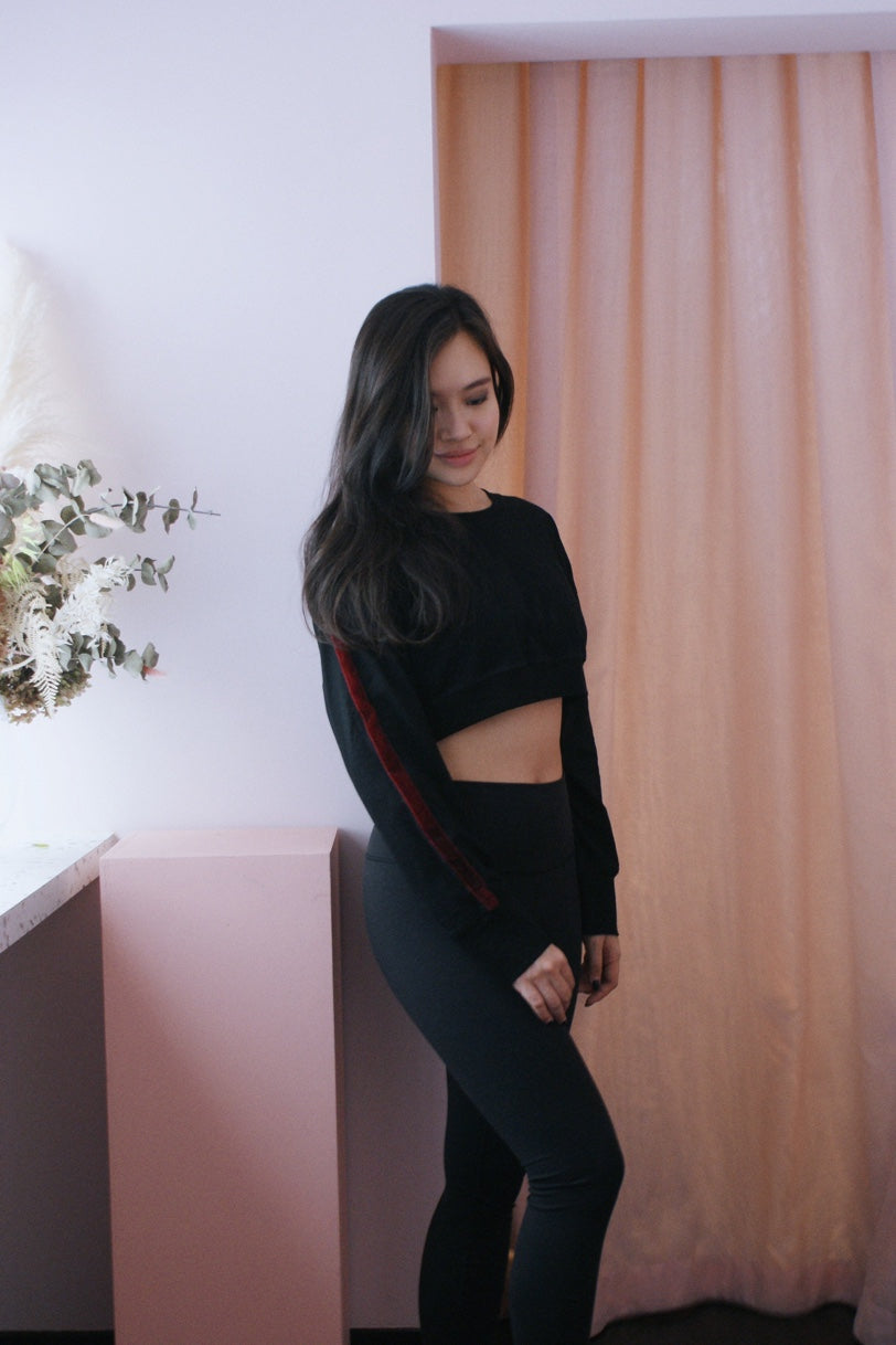 Monica Crop Pullover